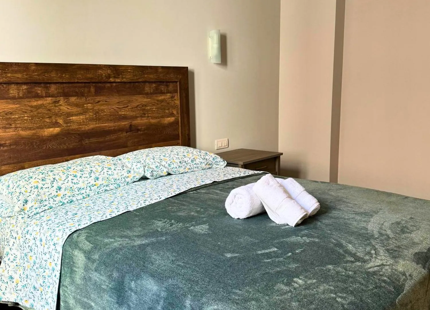 Home4U Apartamento Centro De Granada Spanyolország